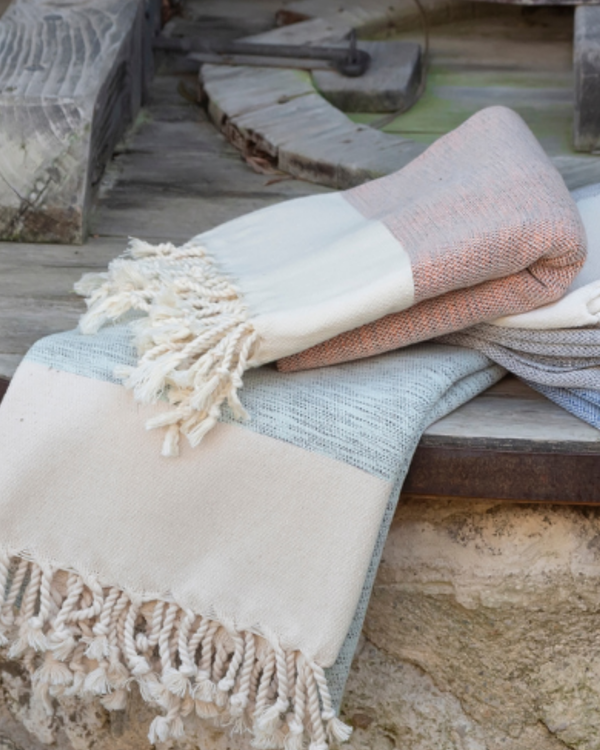 MANOLIA Beach Towel, Turkish Bath Hammam Towel, Spa & Sauna Towel - Red